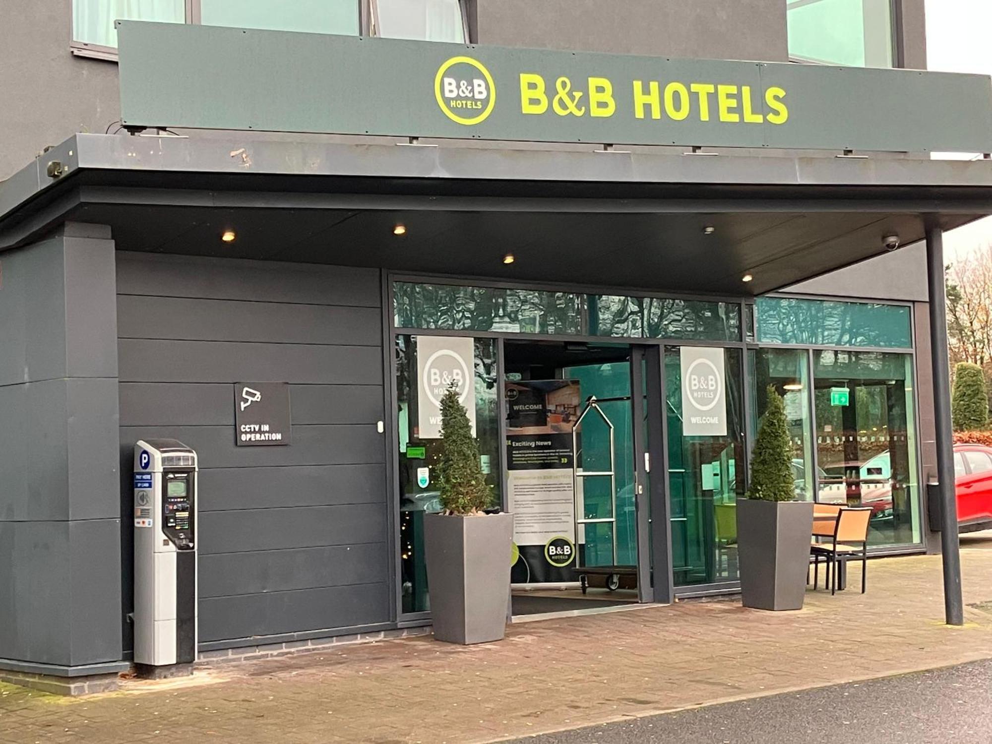 Pentahotel Уорингтън Екстериор снимка